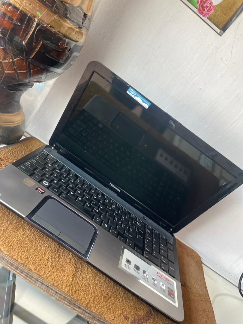 Toshiba Satellite L855