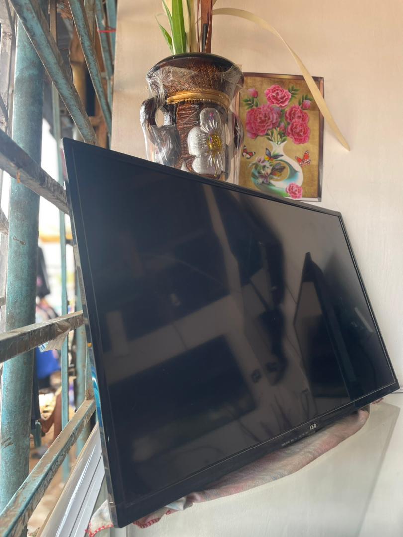 LED TV