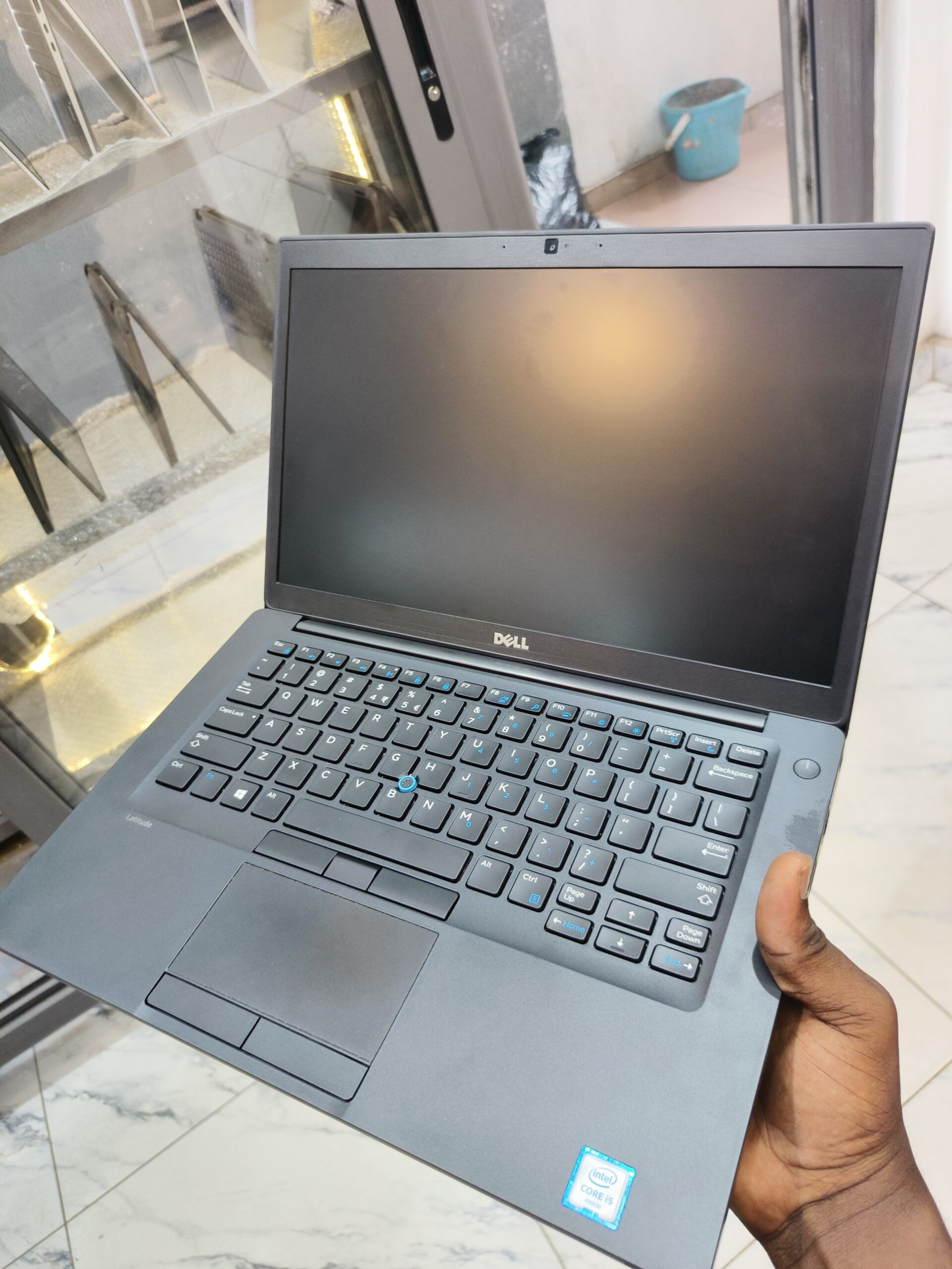 DELL LATTITUDE